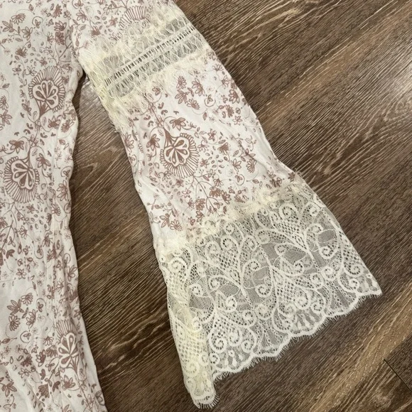 O'Neill Panama Shift  Dress in Cream and Brown Floral - Picture 7 of 7